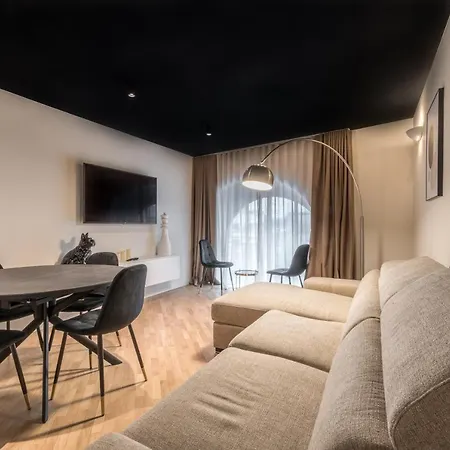 Brera Luxury Apartment Near Duomo With Wifi-2